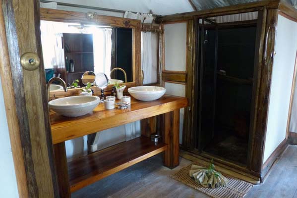 The bathing area at Tubu Tree Camp.